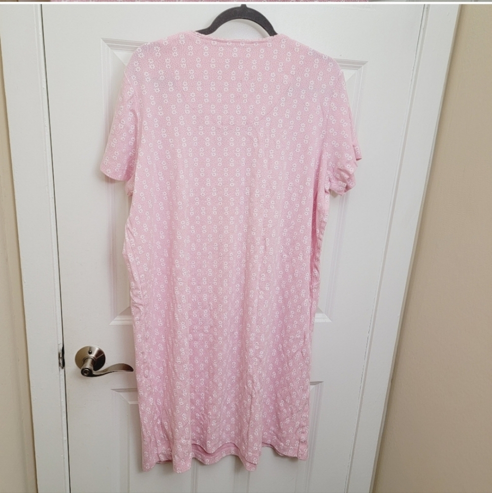 CHARTER CLUB Plus size The Everyday Cotton daisy Printed Sleep Shirt sleepwear - Picture 6 of 7